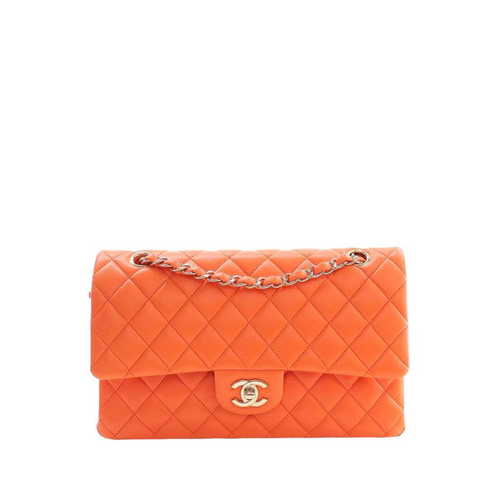 Chanel Medium Classic Lambskin Double Flap Orange Leather Very good condition - Front View