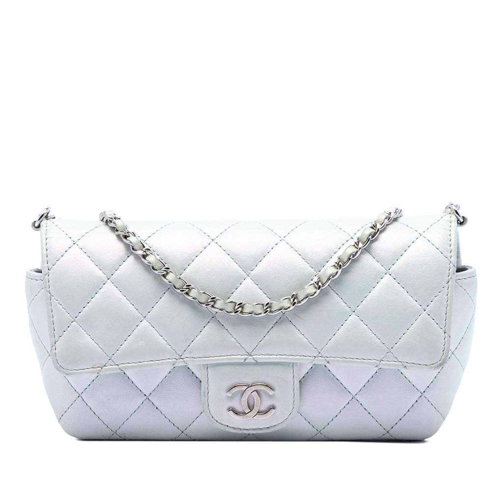Chanel CC Quilted Iridescent Lambskin Glasses Case with Chain Blue Leather Very good condition - Front View