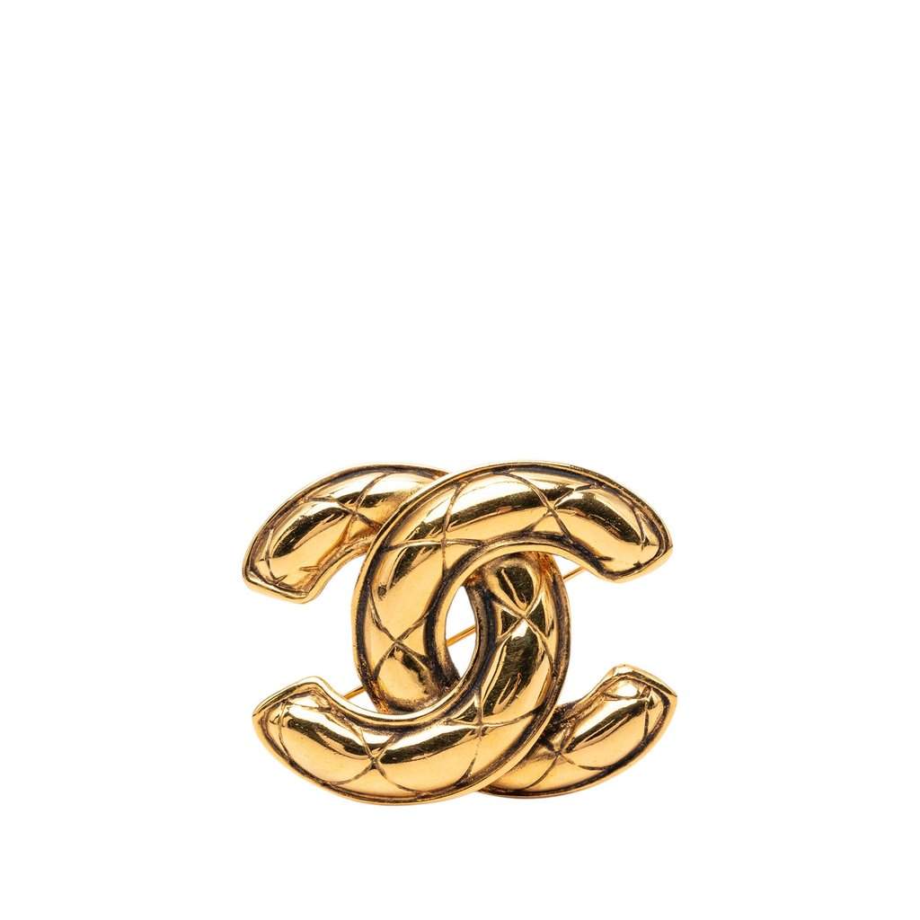 Chanel CC Gold Plated Quilted Brooch Gold Metal Very good condition - Front View