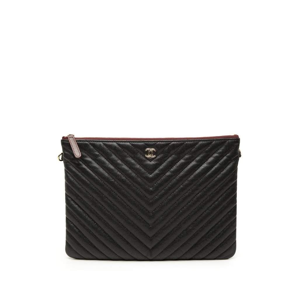 Chanel Medium CC Chevron Caviar O Case Clutch Black Leather Very good condition - Front View