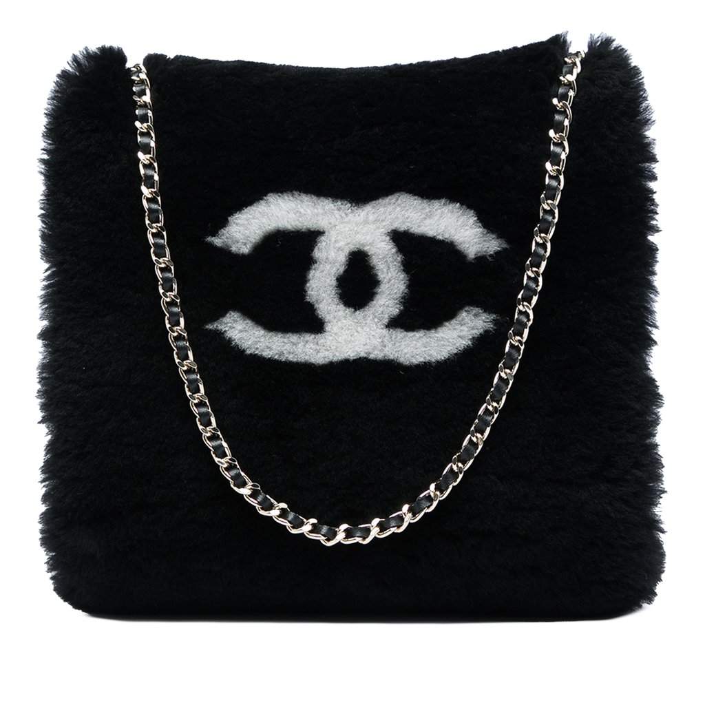Chanel CC Shearling Muff Shoulder Bag Black Very good - Front View