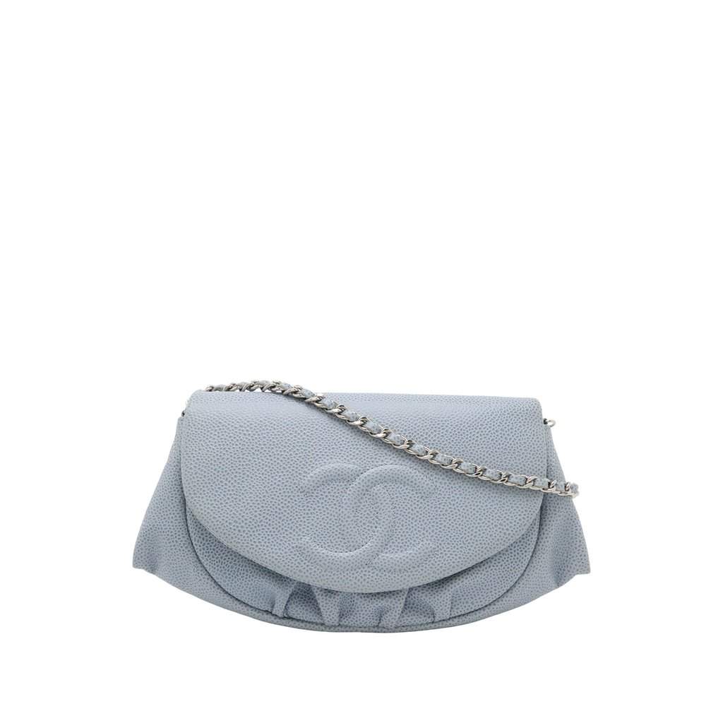 Chanel CC Caviar Half Moon Wallet on Chain Blue Leather Very good condition - Front View