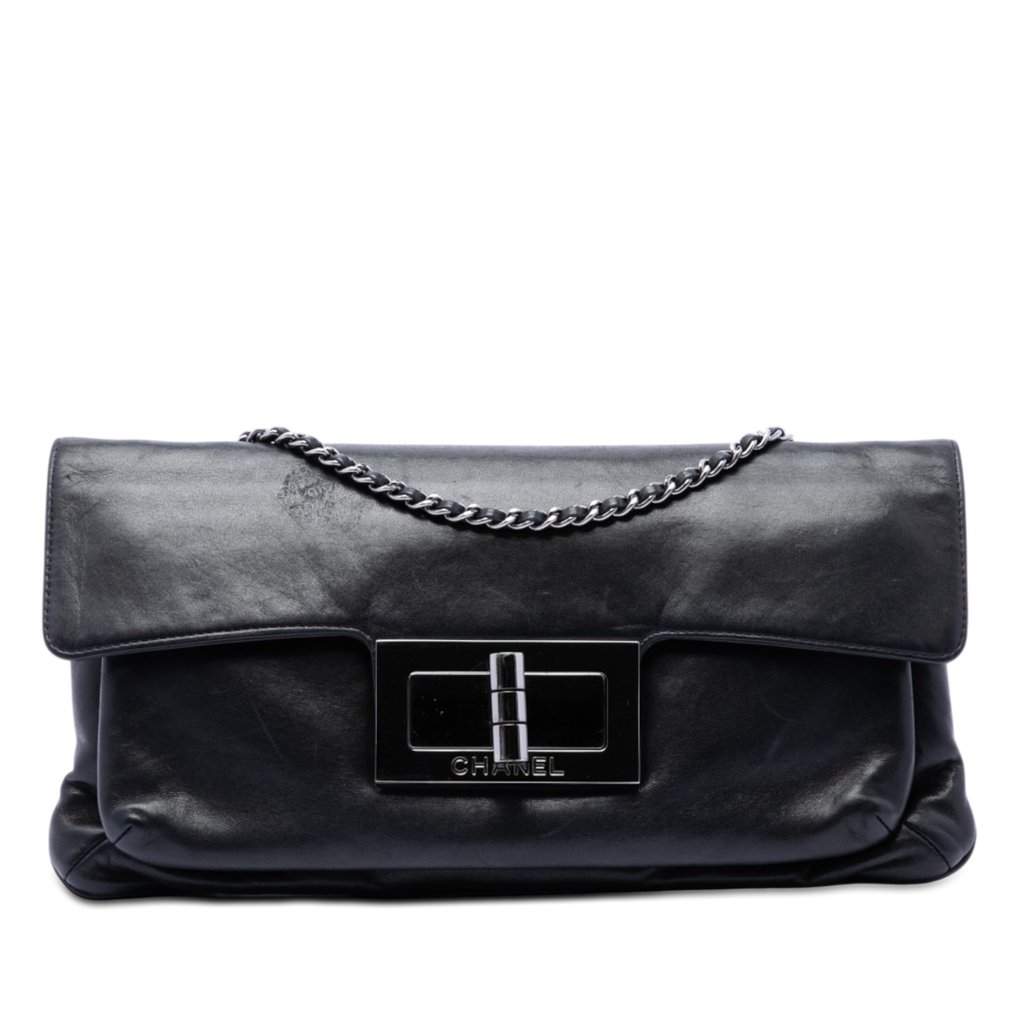 Chanel Lambskin Giant Mademoiselle Turnlock Flap Black Leather Very good condition - Front View