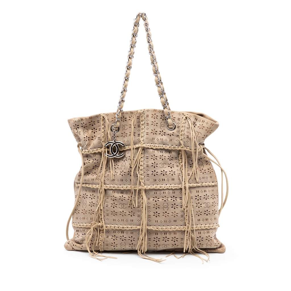 Chanel Perforated Suede Fringe Tote Beige Leather Very good condition - Front View