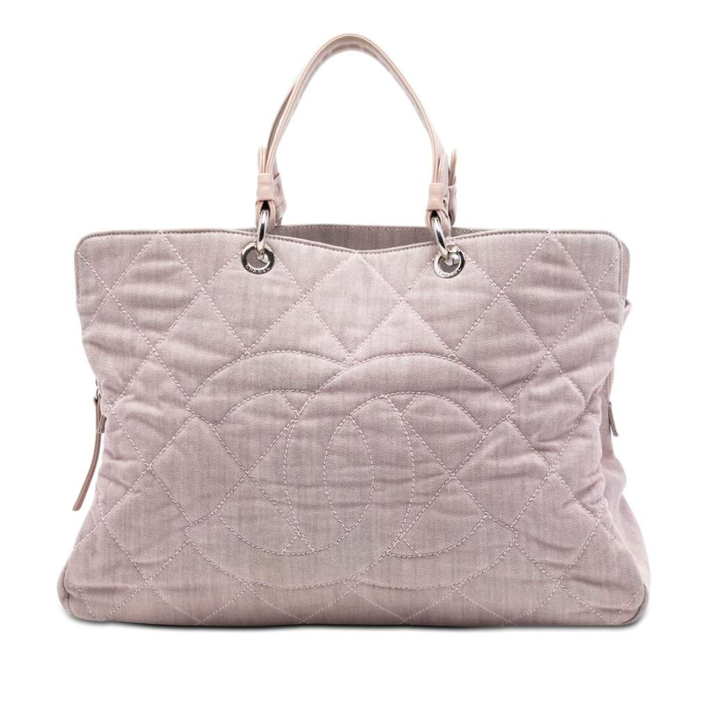 Chanel Large CC Quilted Denim Tote Pink Very good condition - Front View