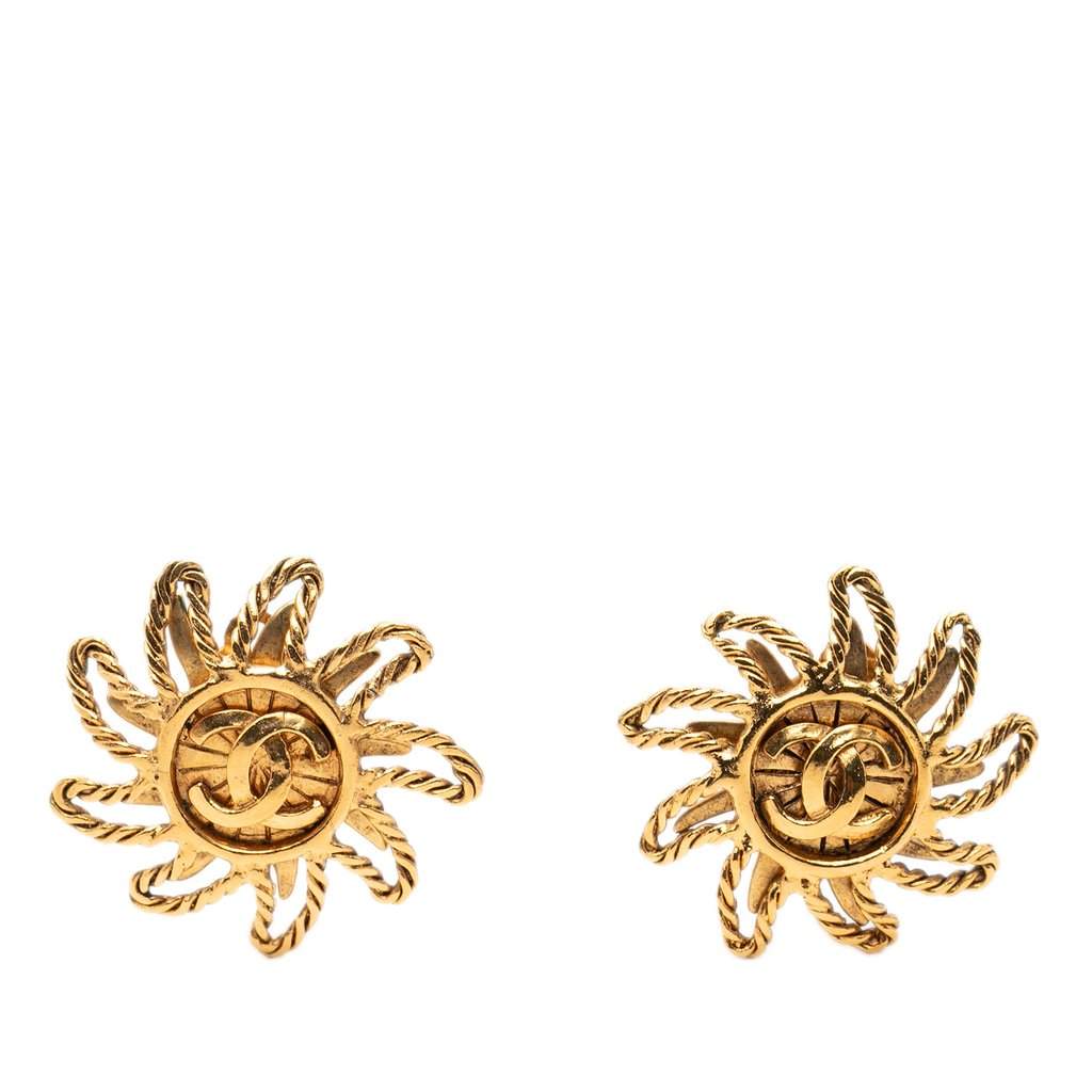 Chanel CC Gold Plated Sun Clip On Earrings Gold Metal Very good condition - Front View