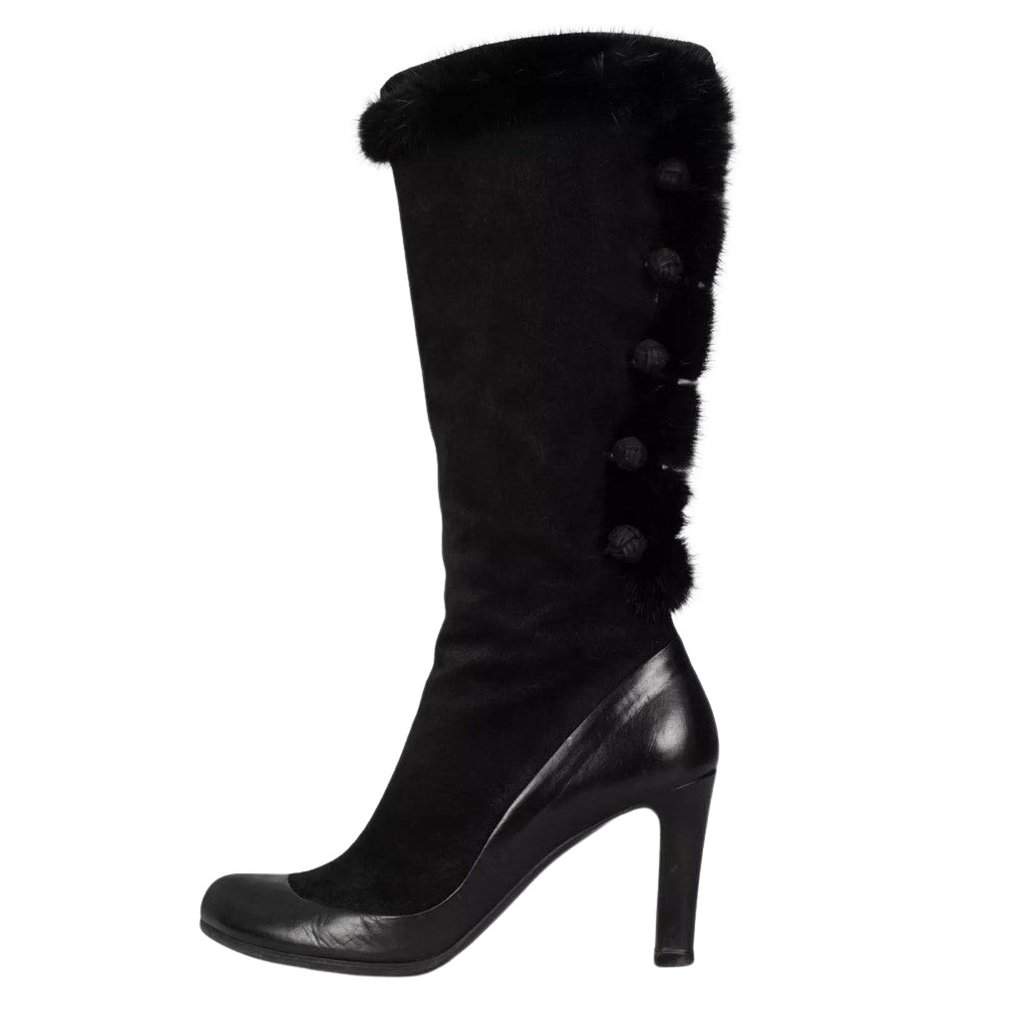 Alexander McQueen Alexander McQueen Black Suede faux Fur Trim Boots - EU 39.5 Pre-owned Black Suede Good condition - Front View