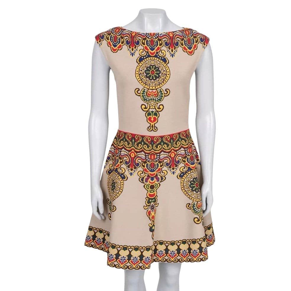 Valentino NWOT Valentino Beige Printed Fitted Dress Sz M Pre-owned Beige Never worn - Front View