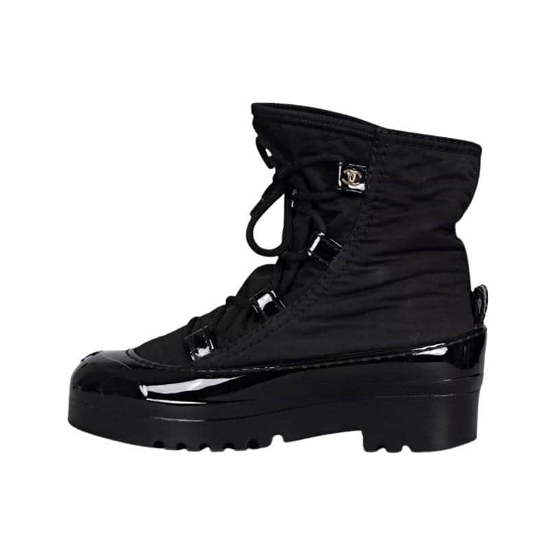 Chanel Chanel Black Lace-Up Boots - Size 37 Pre-owned Black Lace Good condition - Front View
