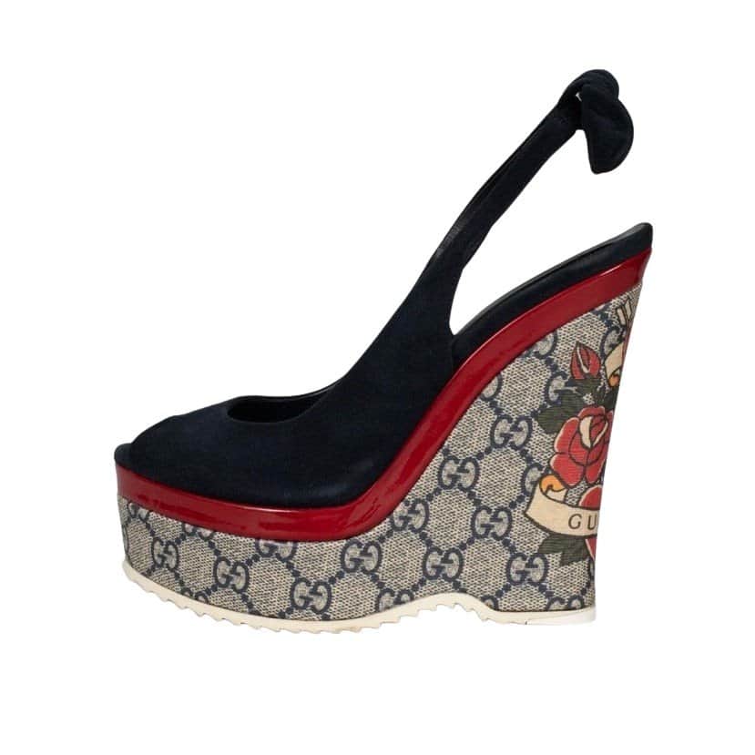 Gucci Gucci Blue Suede Wedge Sandals Size 36 Pre-owned Blue Suede Good condition - Front View