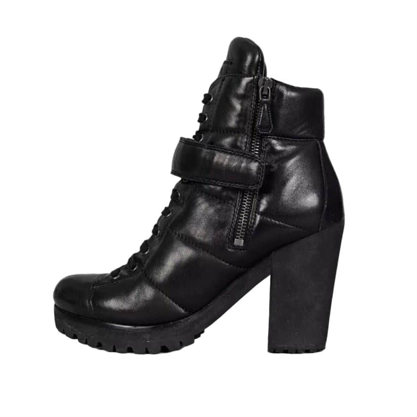 Prada Prada Sport Black Leather Ankle Boots Size 37.5 pre-owned Black Leather Good condition - Front View