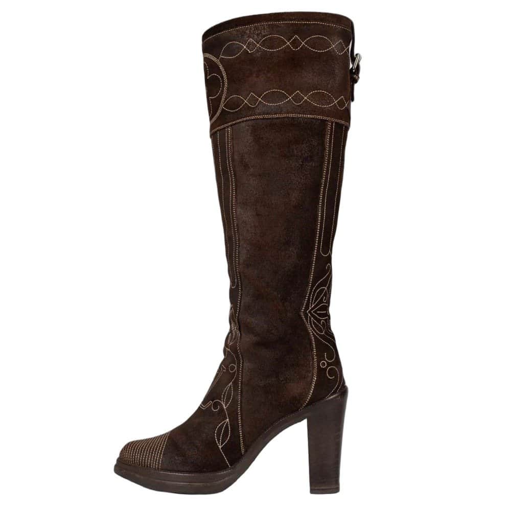 Louis Vuitton Louis Vuitton Suede Boots with Contrast Stitching – Size 38 pre-owned Brown Suede Good condition - Front View