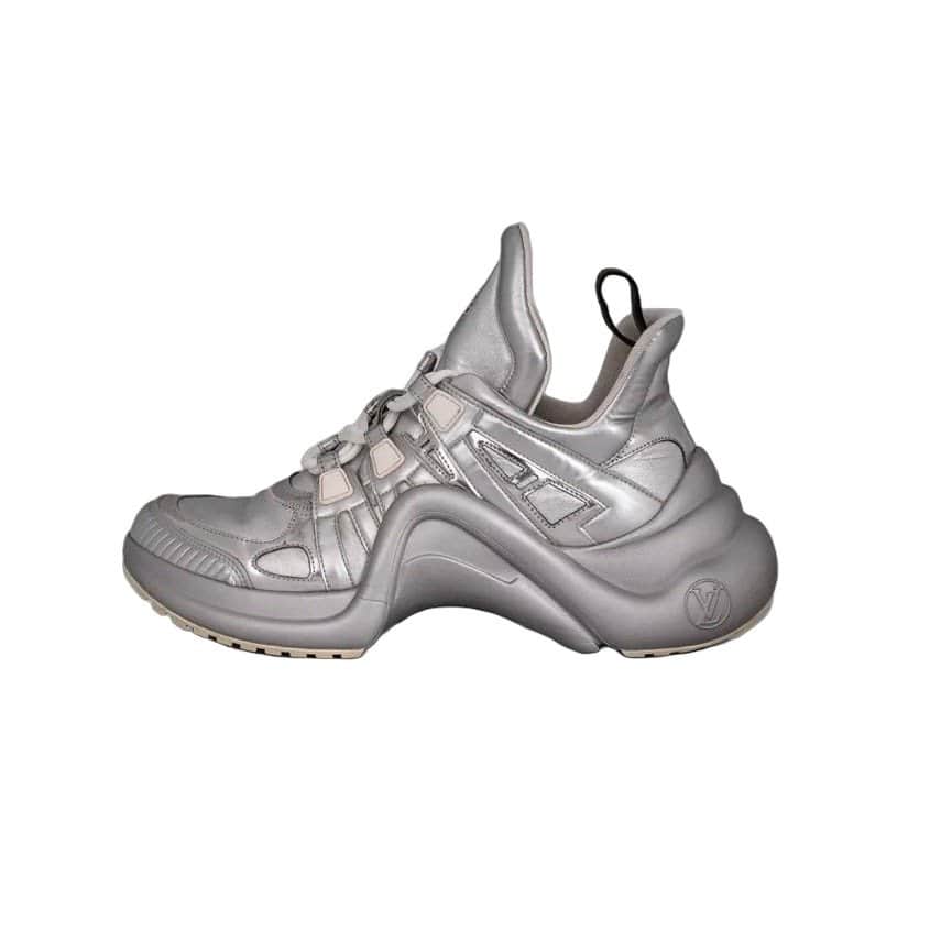 Louis Vuitton Louis Vuitton Silver Platform Sneakers - Size 41 pre-owned Silver Leather Good condition - Front View