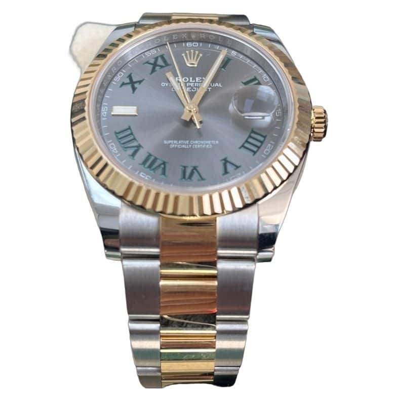 Rolex Datejust 41 Gold Never worn - Front View