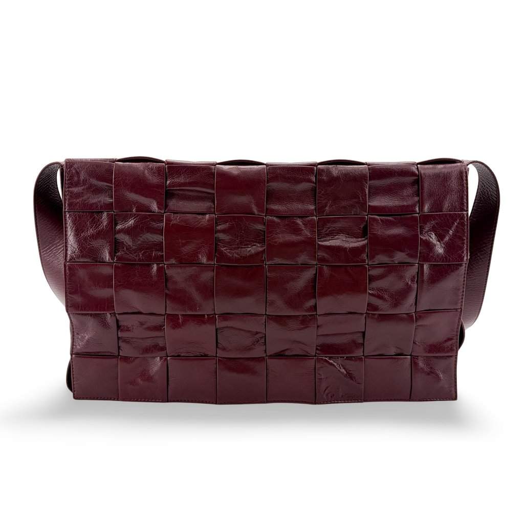 Bottega Veneta Cassette Bag Burgundy Burgundy Leather Good - Front View