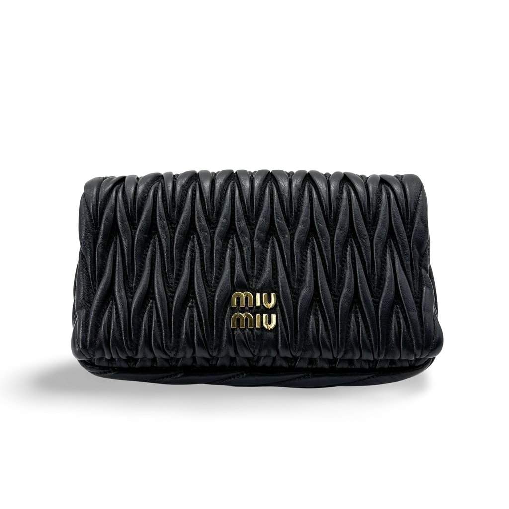 Miu Miu Matelasse Nappa Leather Pouch Black Black Leather Very good - Front View