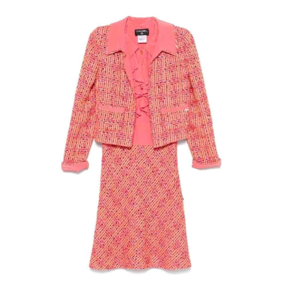Chanel Pink Wool Jacket and Dress Suit - 2000s Pink Wool Good - Front View