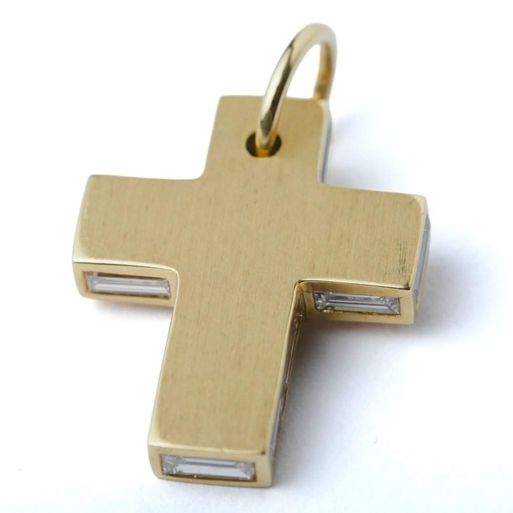 Unsigned Vintage Yellow Gold Cross Pendant with Baguette Diamonds - '90s Yellow Good - Front View