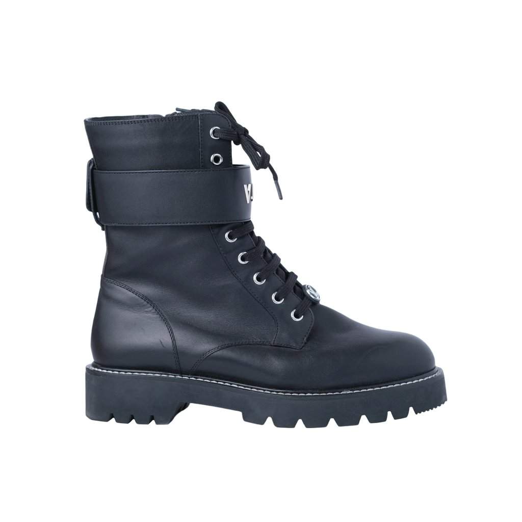 Louis Vuitton Calfskin Territory Flat Ranger Boots -'10s Black Leather Good - Front View