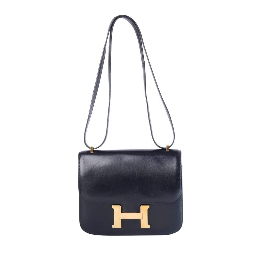 Hermès Constance 18 Black Box Calfskin Shoulder Bag - '80s Black Leather Good - Front View