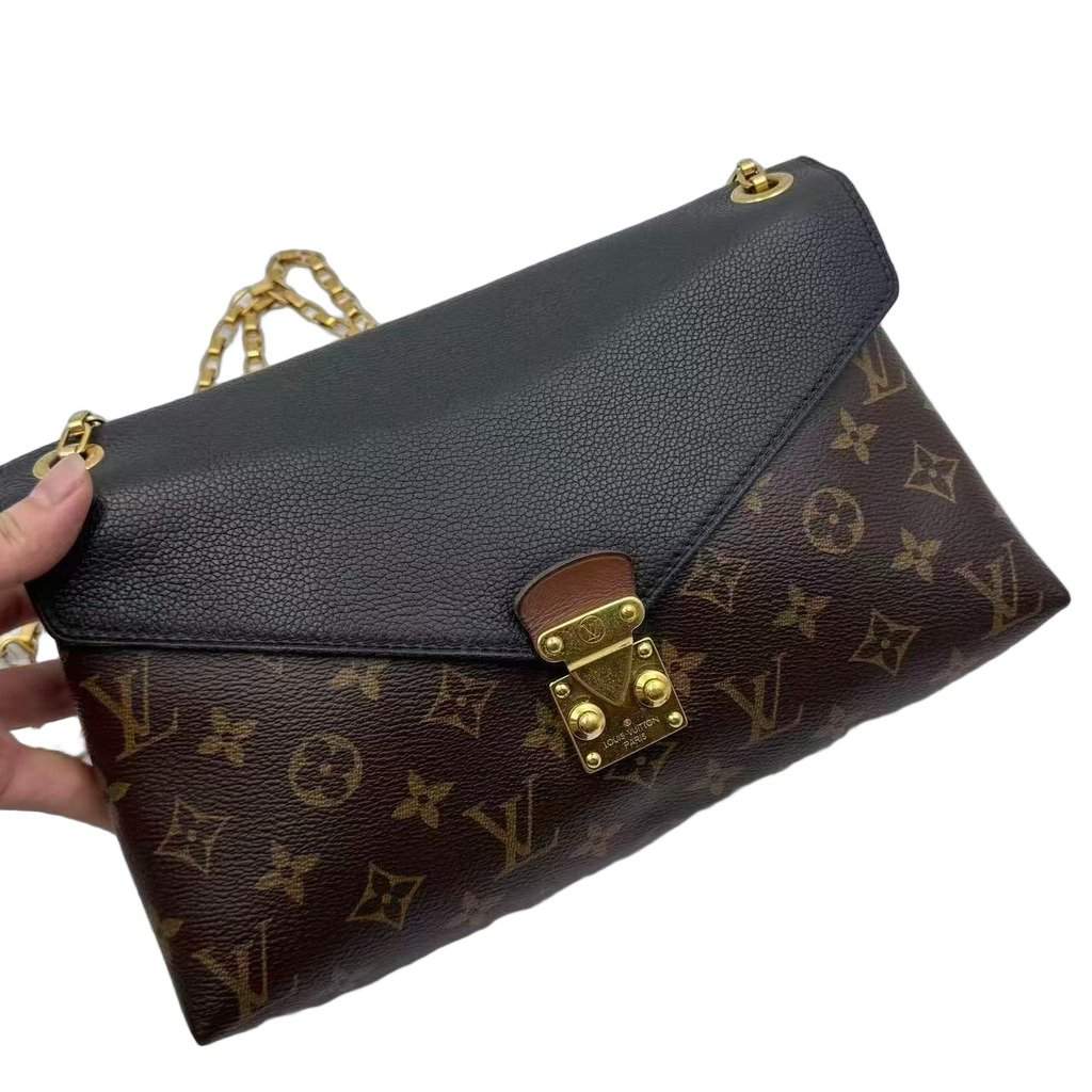 Louis Vuitton Pallas chain black monogram Brown Leather Good - Front View