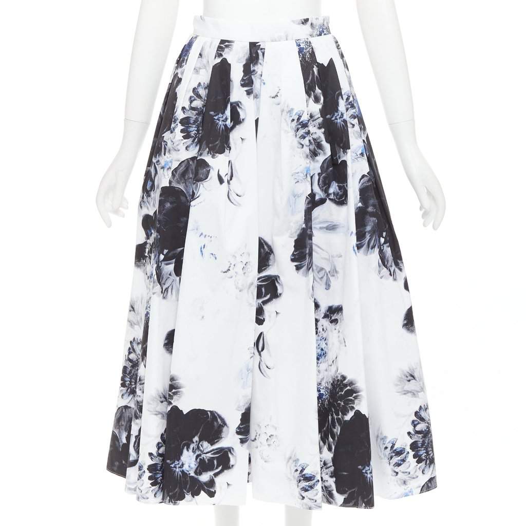 Alexander McQueen White Cotton Skirt White Cotton Very good condition - Front View