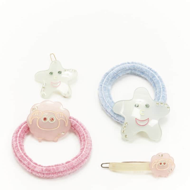 Unsigned Star Hair Clips Other Plastic Very good condition - Front View