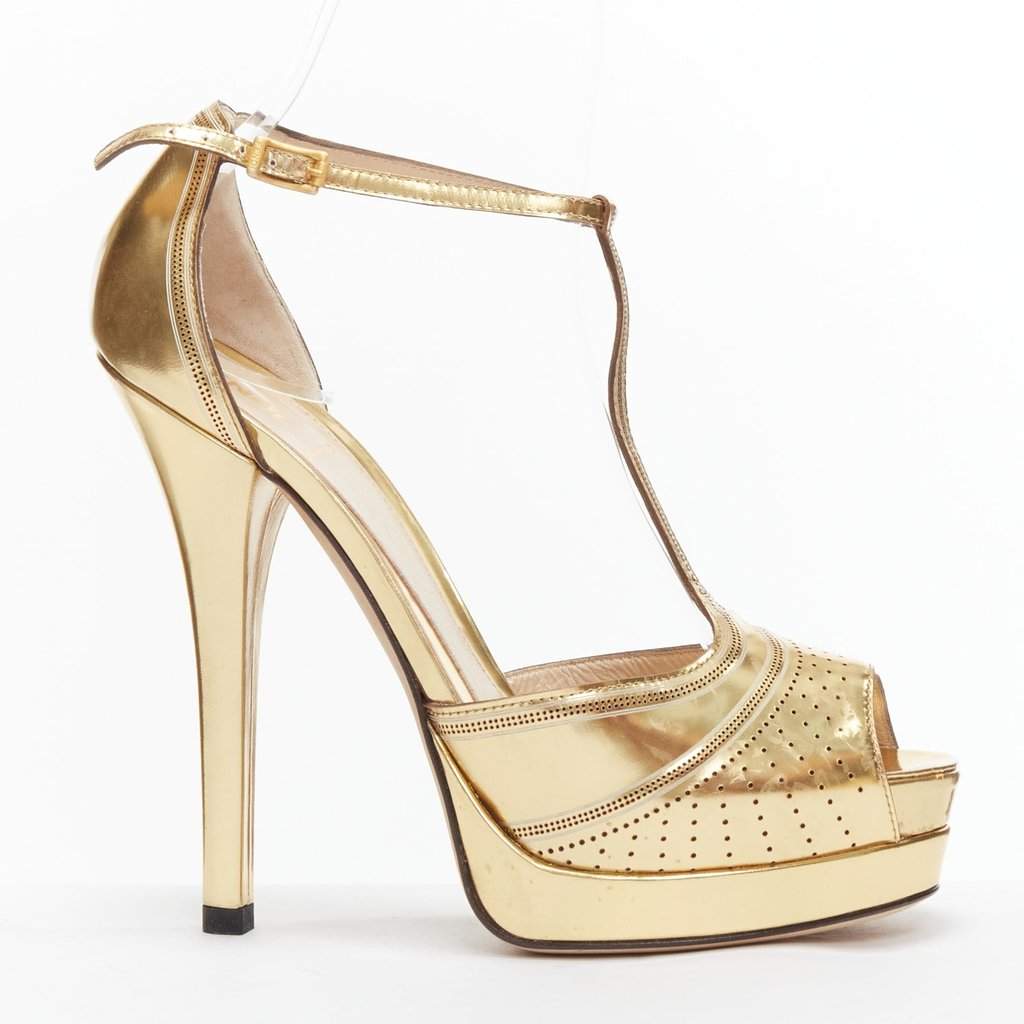 Fendi Flo T-Strap Platforms Gold Leather Fair condition - Front View
