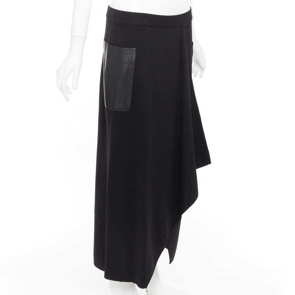 Max Mara Black Skirt Black Good condition - Front View