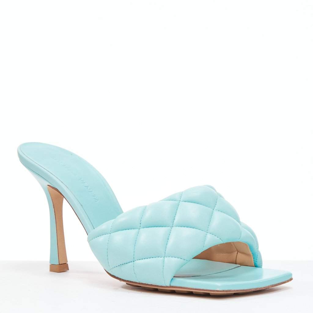 Bottega Veneta Blue Leather Heels Blue Leather Very good condition - Front View
