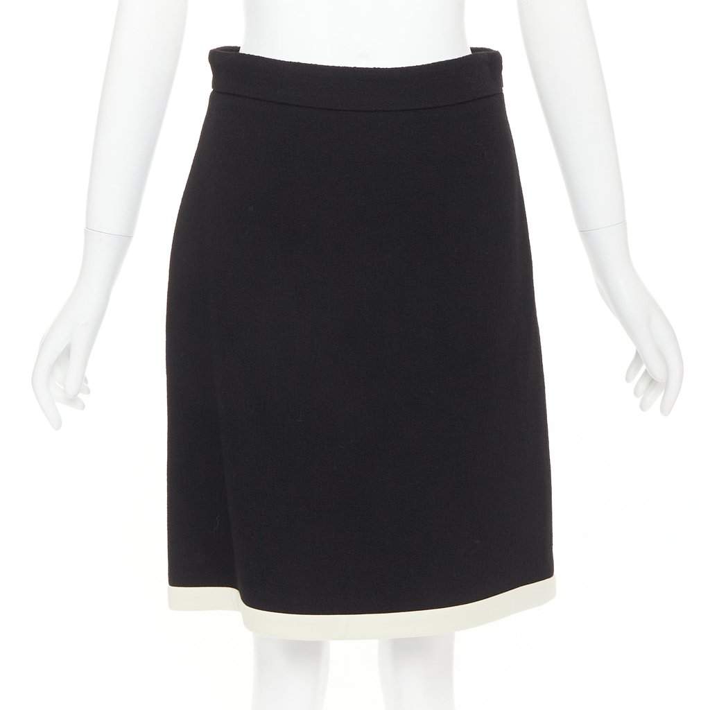 Gucci Black Wool Skirt Black Wool Very good condition - Front View