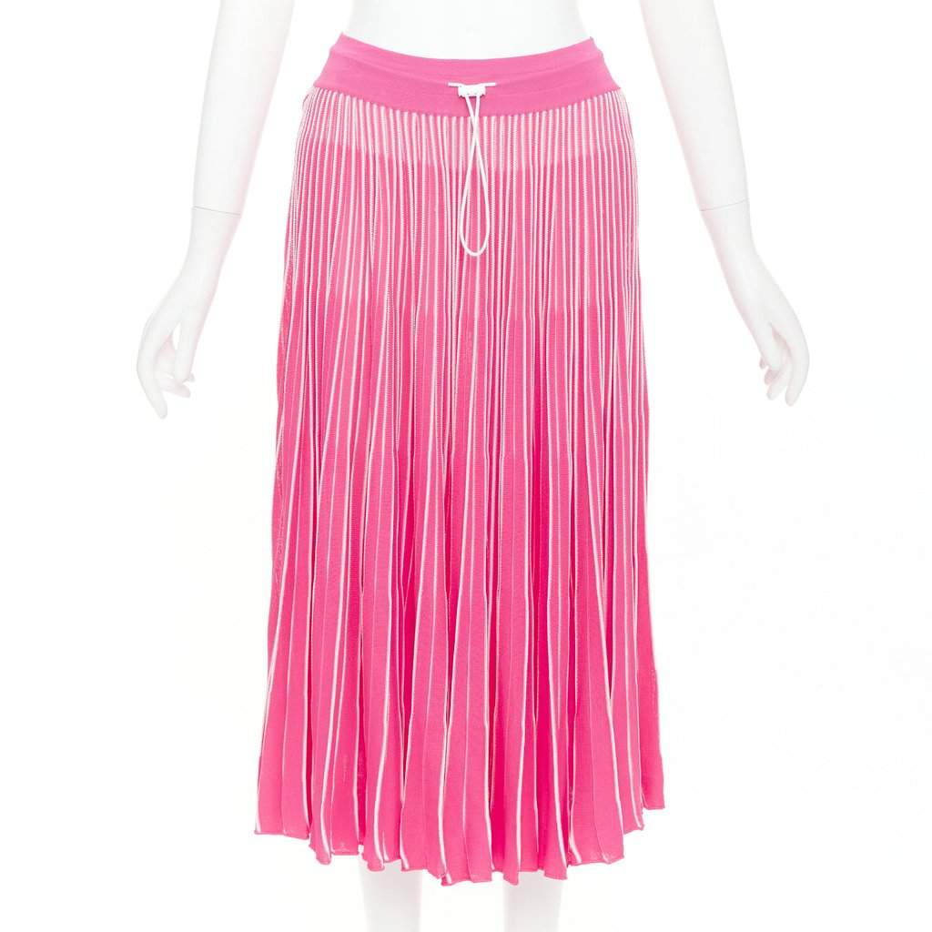 Valentino Garavani Pink Viscose Skirt Pink Viscose Very good condition - Front View