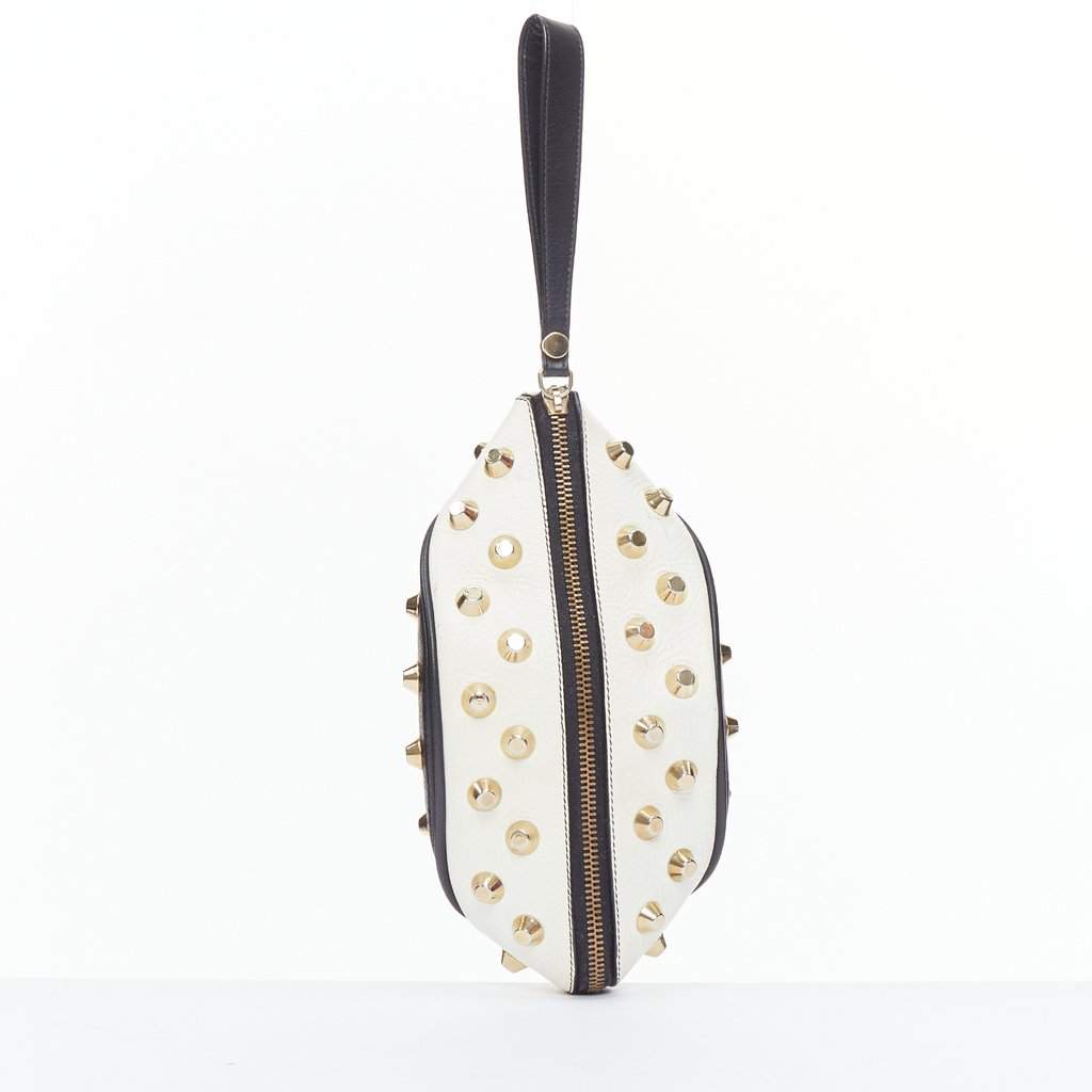 Giancarlo Petriglia Embellished Fold Clutch Black Leather Fair condition - Front View