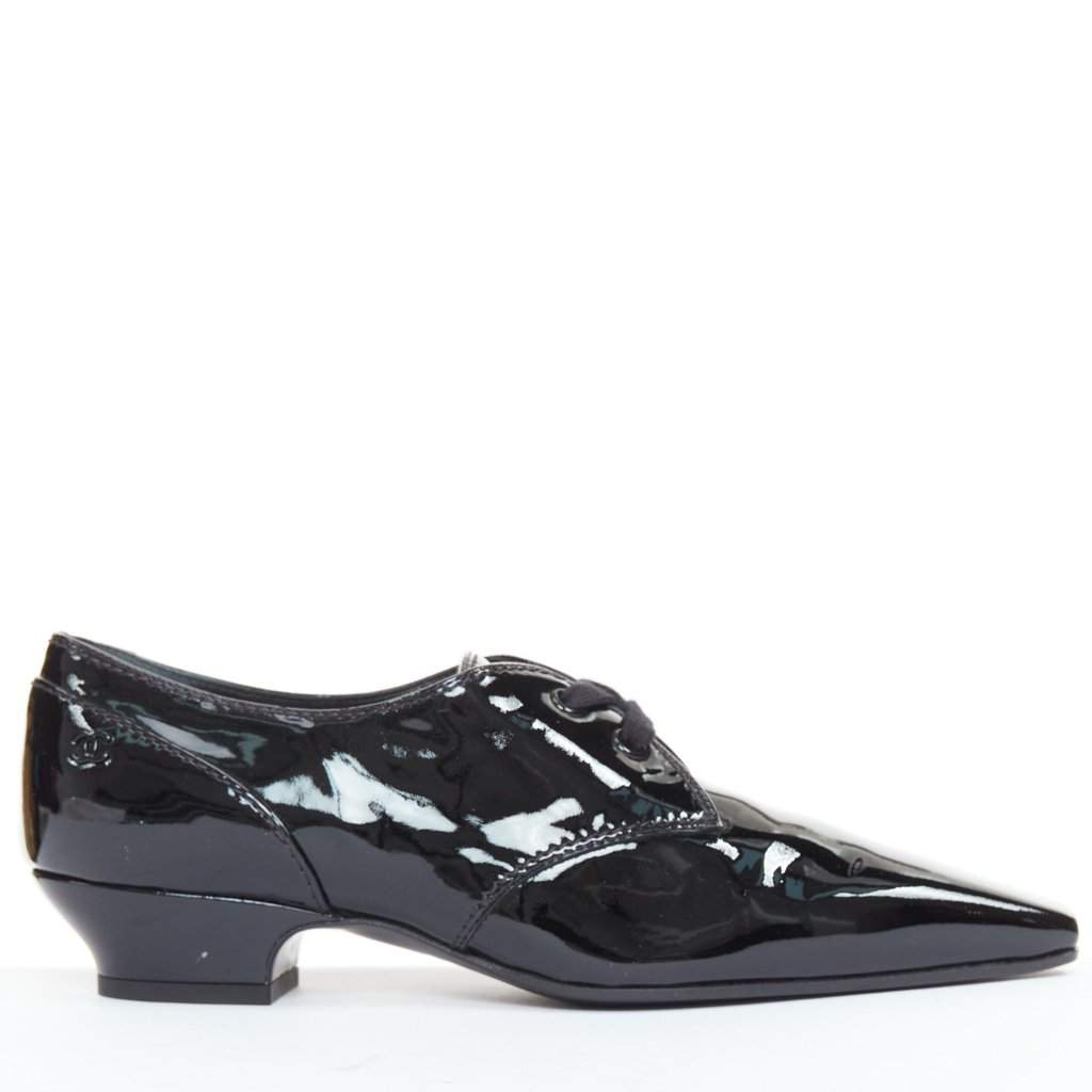 Chanel Black Leather Lace ups Black Leather Good condition - Front View