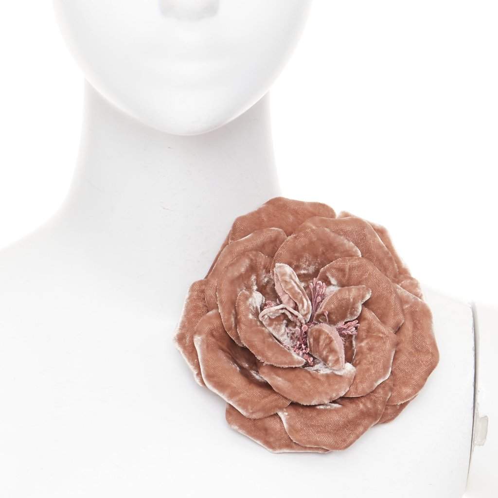 Saint Laurent Pink Pins & Brooch Pink Never worn - Front View