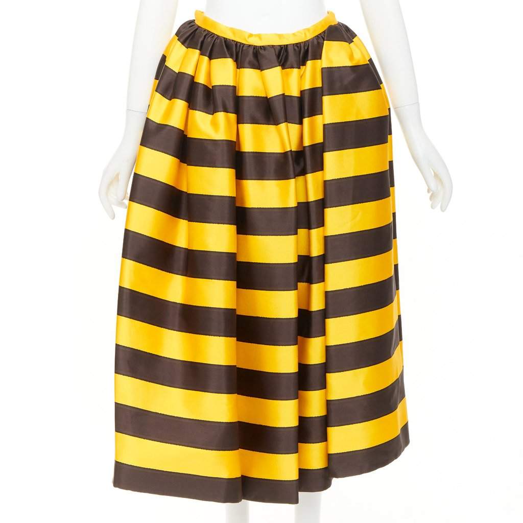 Prada Yellow Silk Skirt Yellow Silk Never worn, with tag - Front View