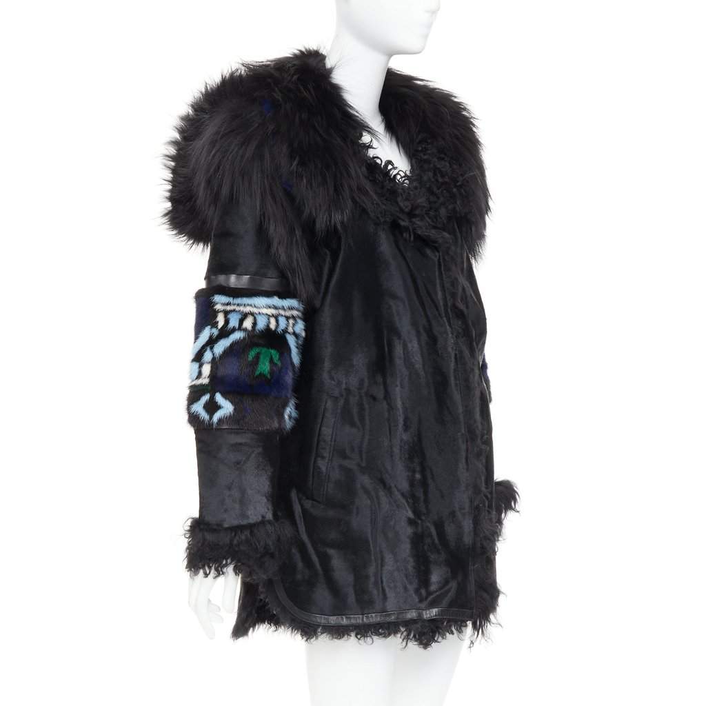 Emilio Pucci Black Fur Coat Black Fur Very good condition - Front View