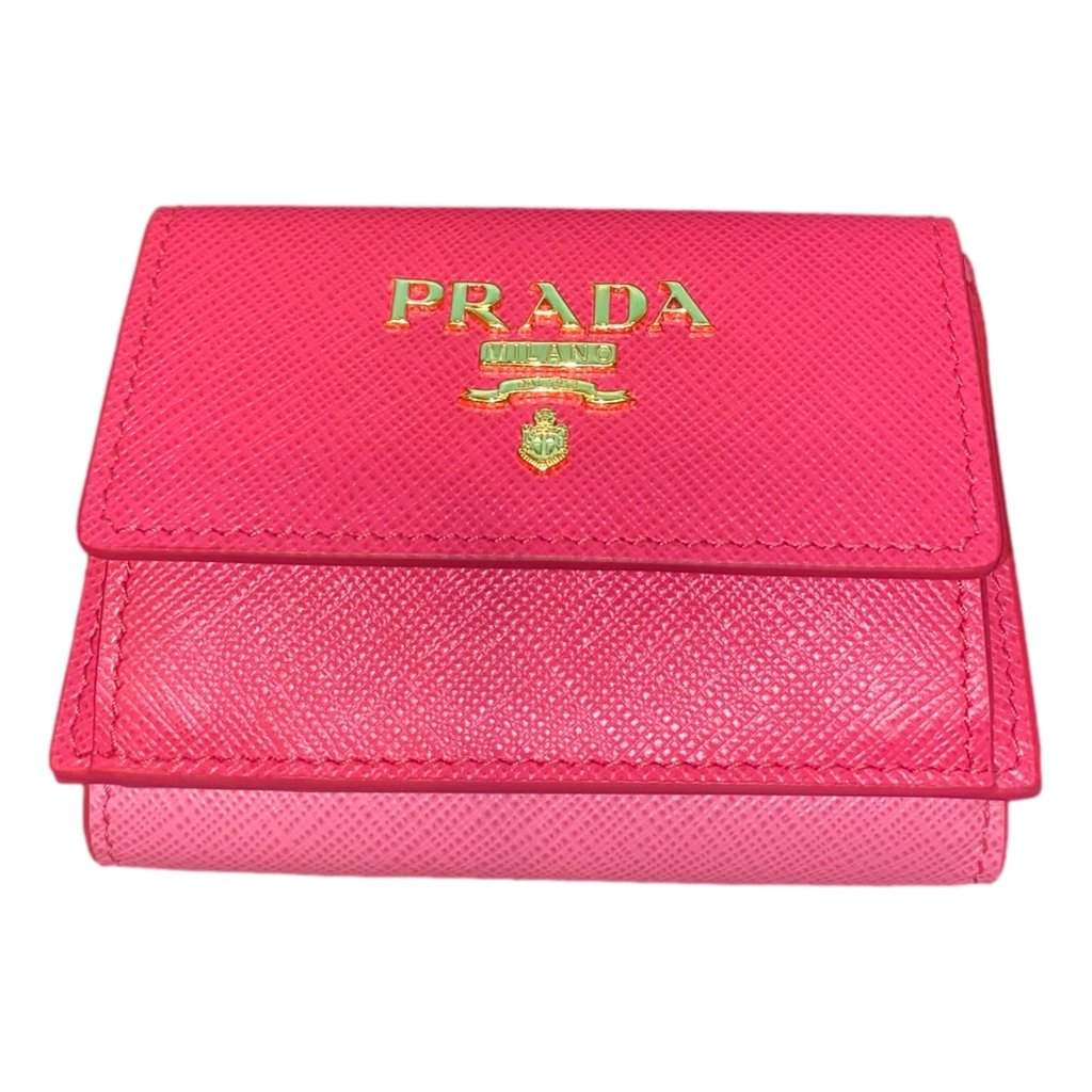 Prada Prada Tri-Fold Saffiano Wallet Womens Pink Multicolor Gold Prada Logo Pink Leather Never worn - Front View