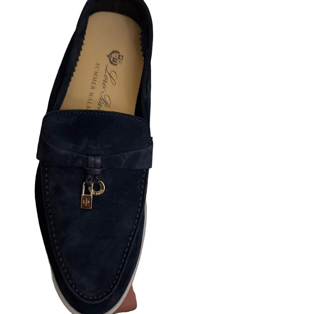 Loro Piana Summer chalm walk Navy Never worn, with tag - Front View