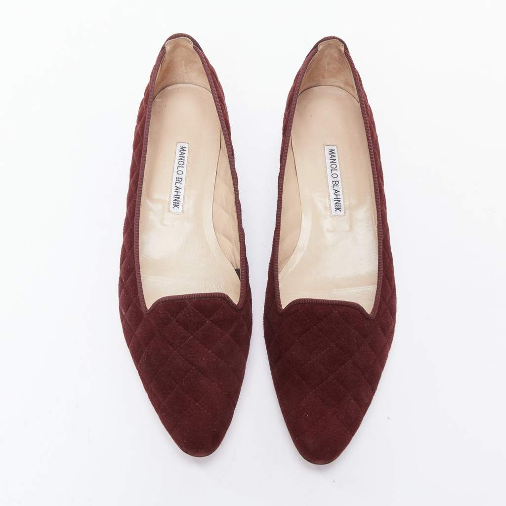 Manolo Blahnik Quilted Maryjane Heels Burgundy Suede Very good - Front View