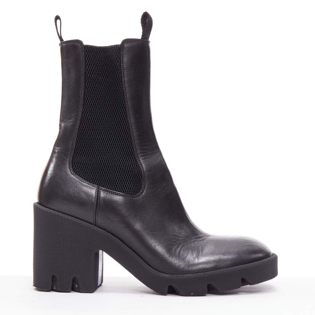 Burberry Stride 85 Black Leather Good - Front View