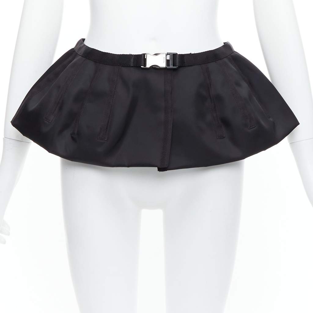 Prada Medusa Oval Black Belt Black Very good - Front View