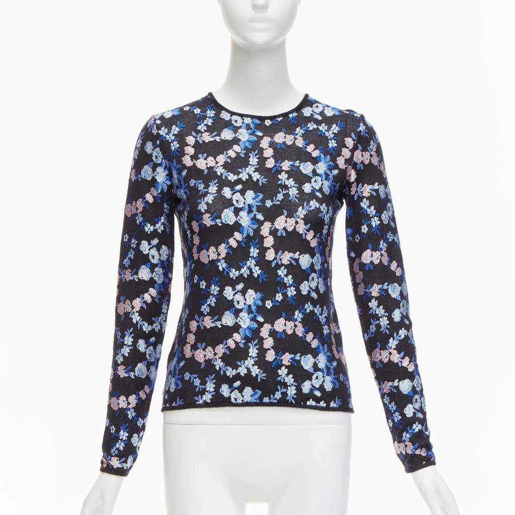 Giambattista Valli Floral Embroidery Top Black Cashmere Never worn - Front View