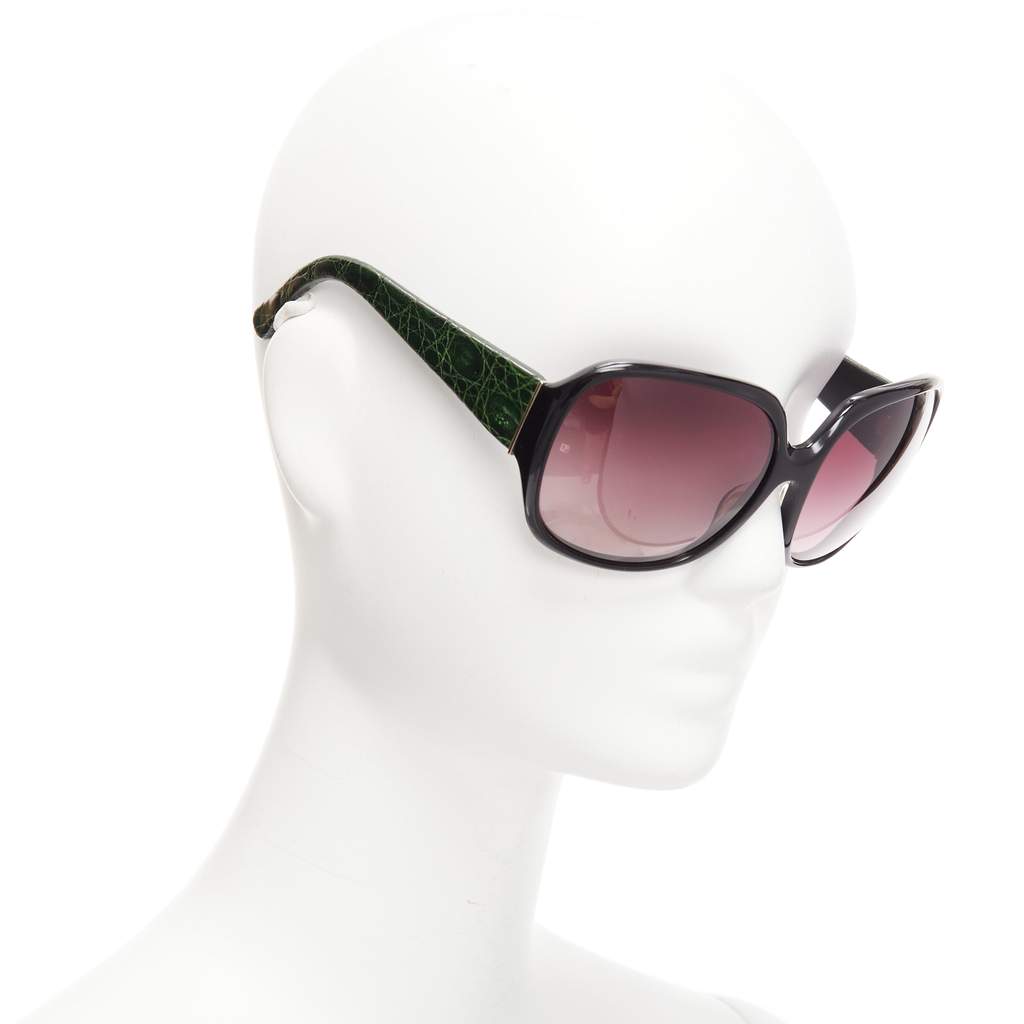 Linda Farrow LFL18 Green Good - Front View