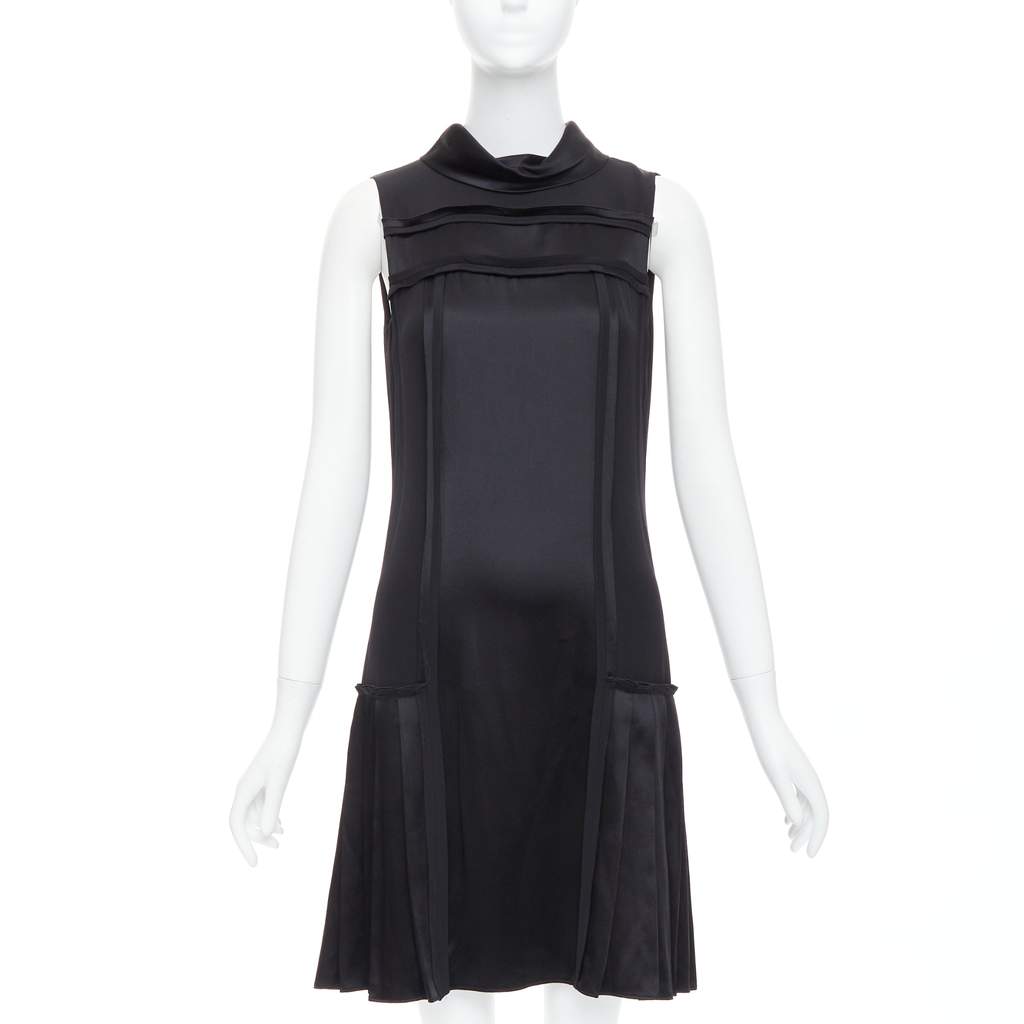 Oscar De La Renta Foldover Collar Dress Black Silk Very good - Front View