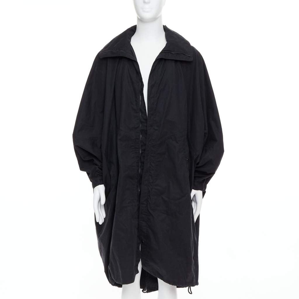 Lemaire Black Cocoon Anorak Coat Black Cotton Fair - Front View