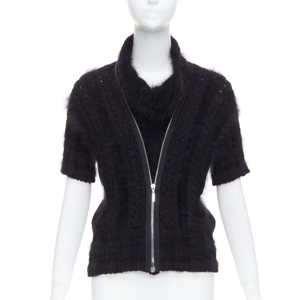 Chanel Fluffy Zip Sweater Black Never worn - Front View