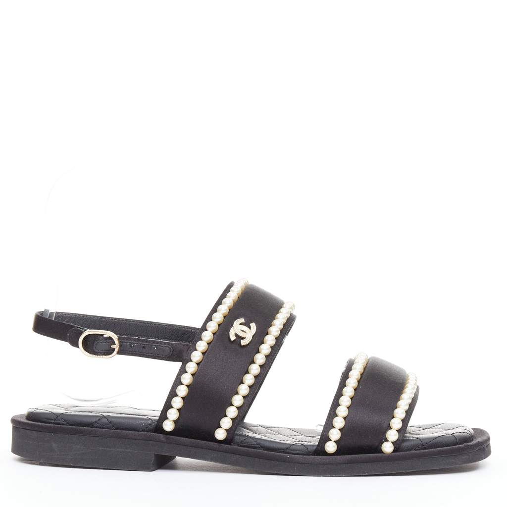 Chanel Pearl Dad Sandals Black Silk Very good - Front View