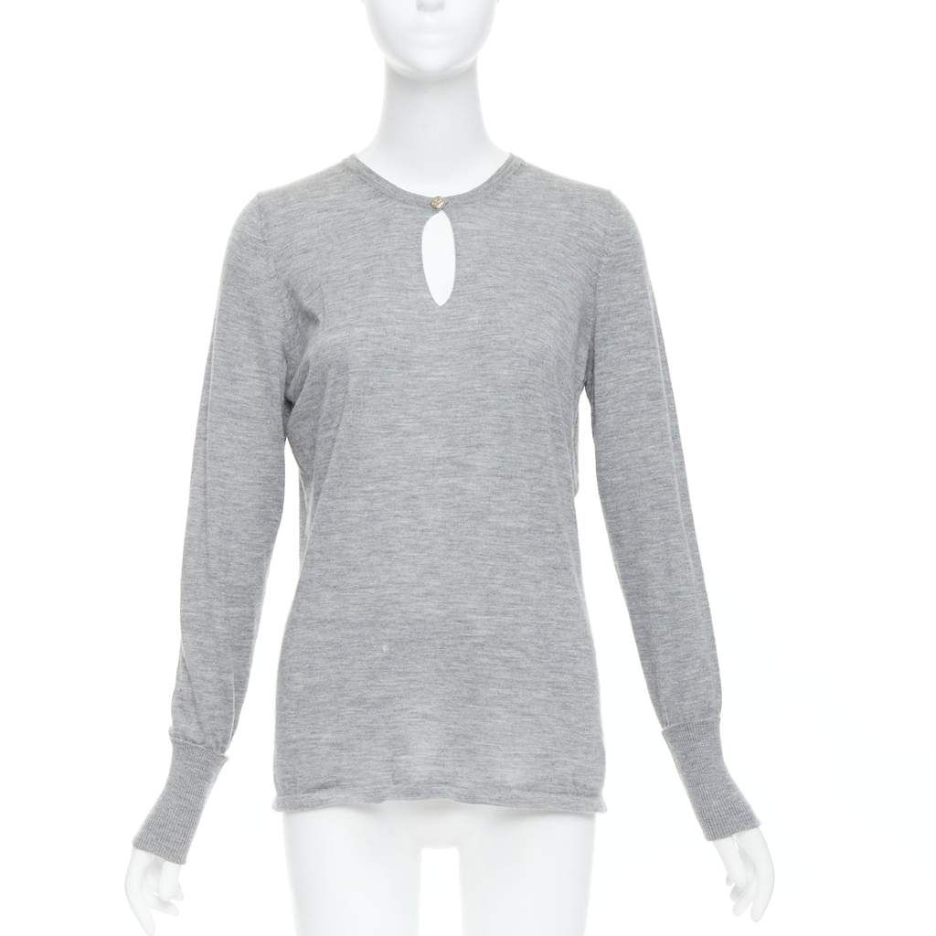 Chanel Camellia Button Sweater Grey Cashmere Very good - Front View