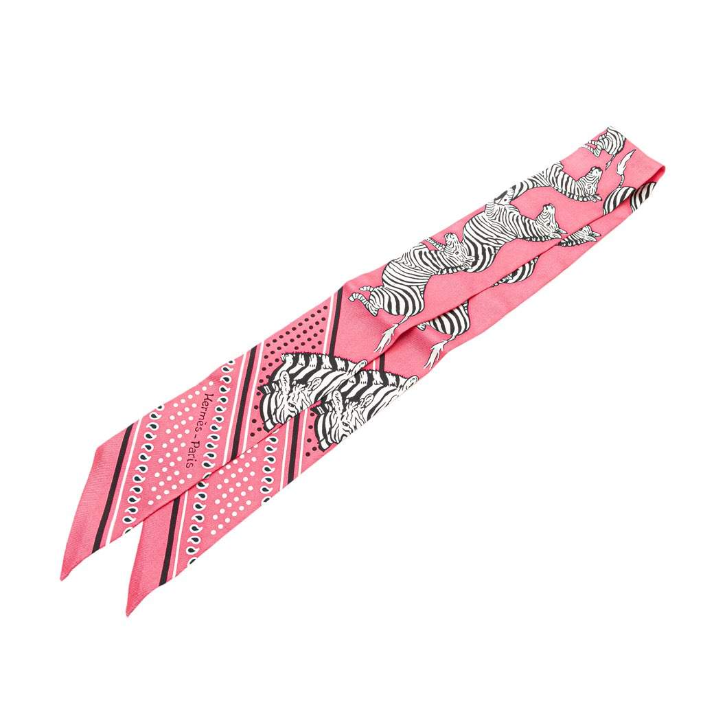 Hermès Les Zebres Silk Twilly Scarf Pink Silk Good condition - Front View